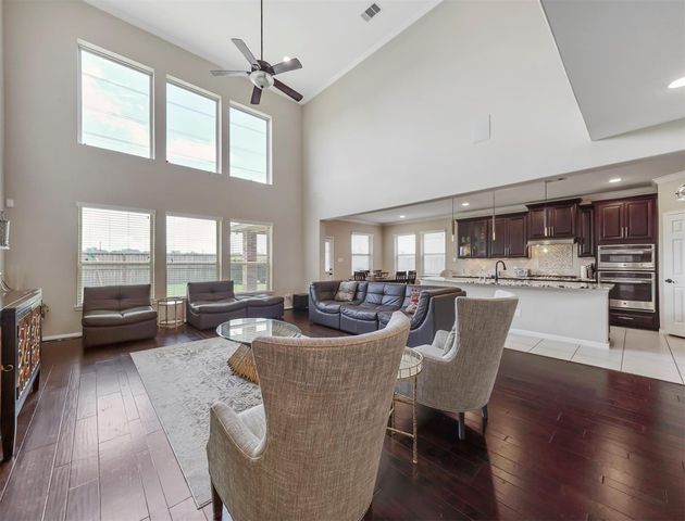 4919 Blackwater Lane, Sugar Land, TX 77479
