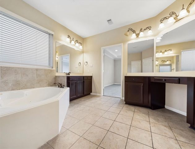 4919 Blackwater Lane, Sugar Land, TX 77479
