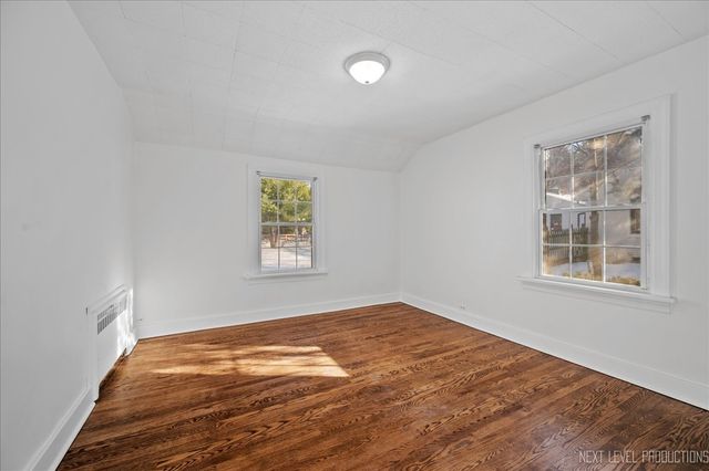 1326 Elm Street, St. Charles, IL 60174