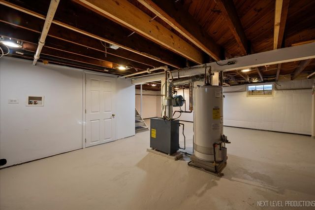 1326 Elm Street, St. Charles, IL 60174