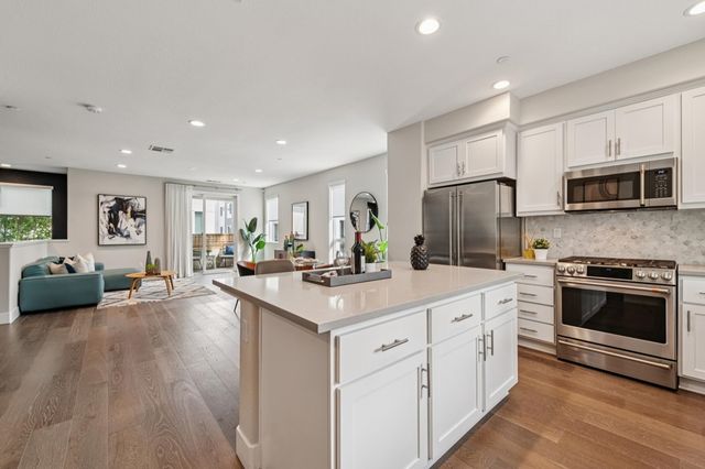 1426 Seawind Dr, Richmond, CA 94804