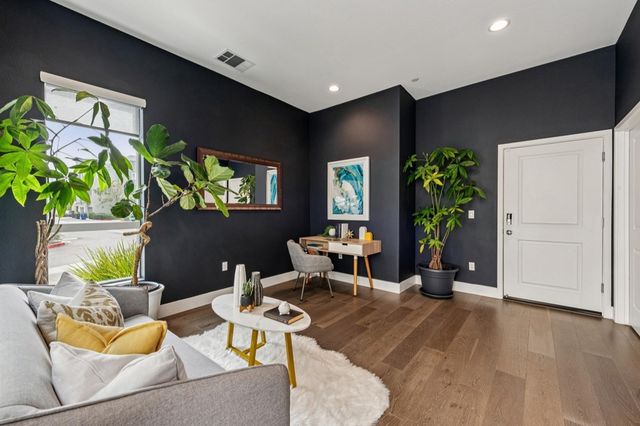 1426 Seawind Dr, Richmond, CA 94804