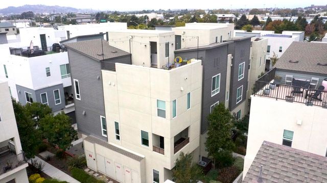 1426 Seawind Dr, Richmond, CA 94804