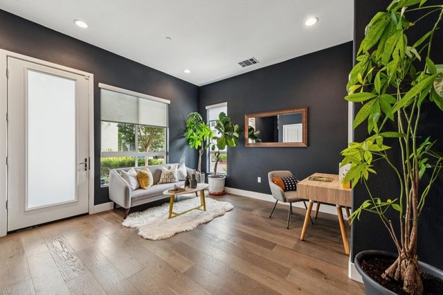 1426 Seawind Dr, Richmond, CA 94804