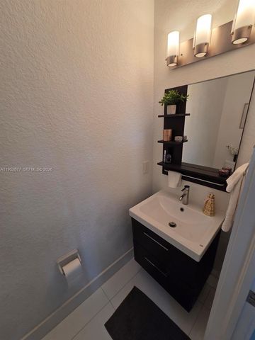 11260 NW 84th St 11260, Doral, FL 33178