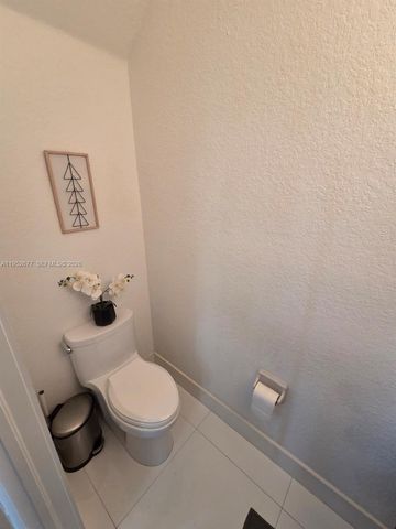 11260 NW 84th St 11260, Doral, FL 33178