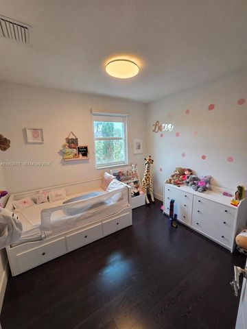 11260 NW 84th St 11260, Doral, FL 33178