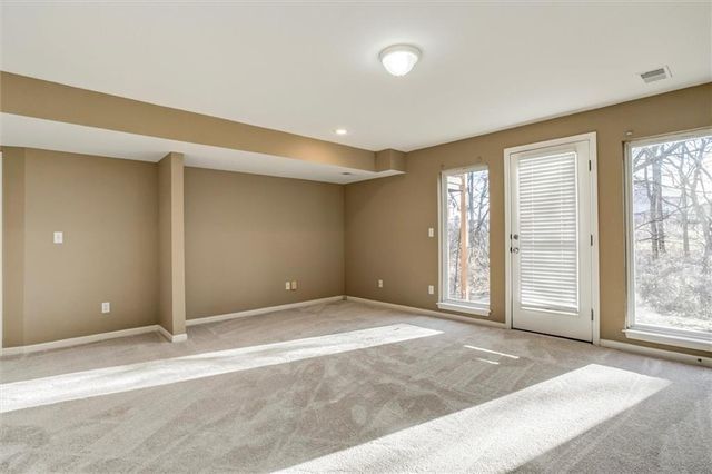 1231 N 131st Terrace, Kansas City, KS 66109