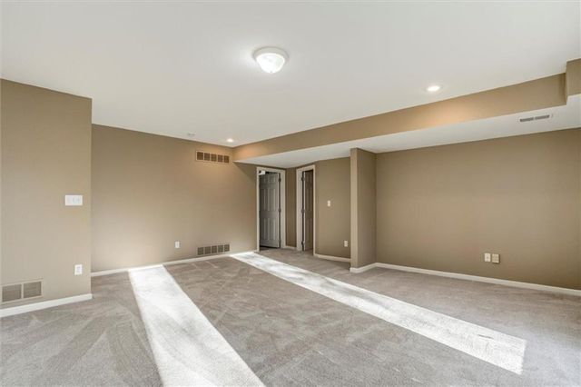 1231 N 131st Terrace, Kansas City, KS 66109