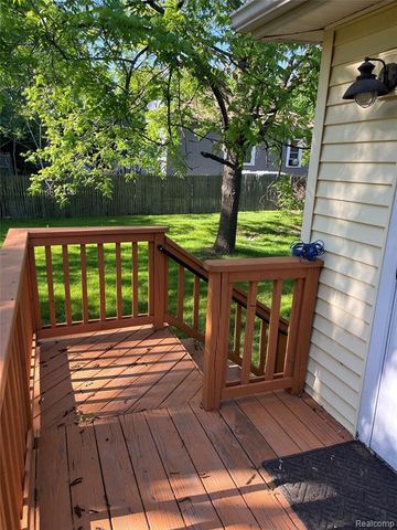 466 S Edith Avenue, Pontiac, MI 48341