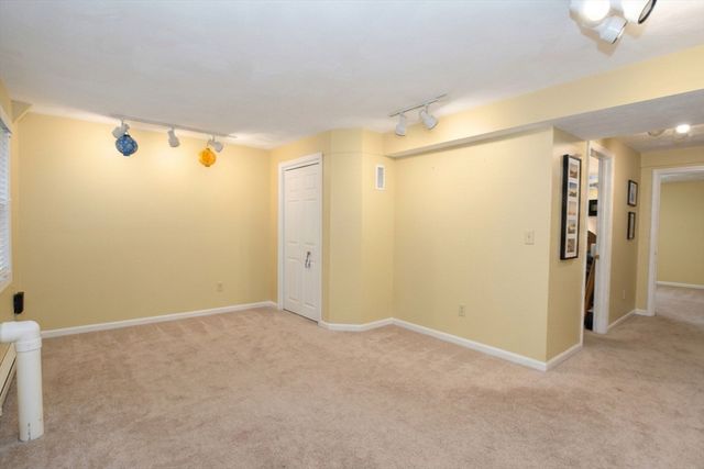 117 Laurelwood Dr 117, Hopedale, MA 01747