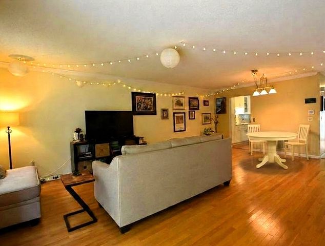 117 Laurelwood Dr 117, Hopedale, MA 01747