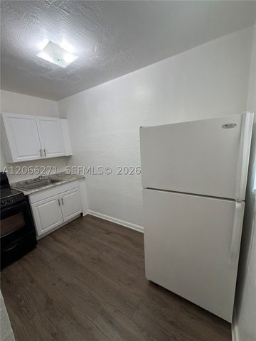 3669 Thomas Ave 8, Miami, FL 33133
