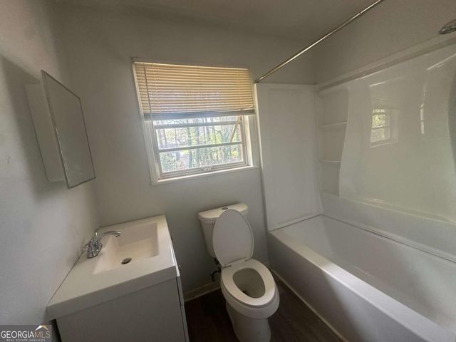 1009 Pinecrest Drive 12135, Forest Park, GA 30297