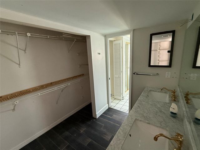 4942 SAMOA CIRCLE 5, Orlando, FL 32808