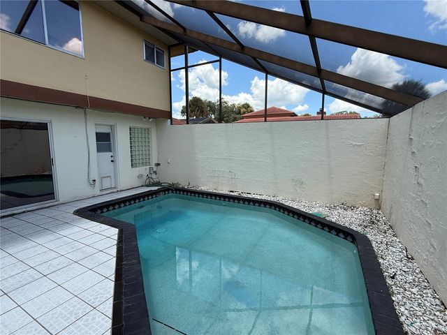 4942 SAMOA CIRCLE 5, Orlando, FL 32808
