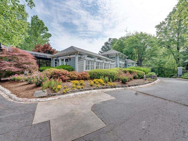 1419 Summit North NE Drive, Atlanta, GA 30324