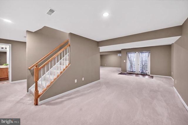 983 FILES CROSS RD, Martinsburg, WV 25404
