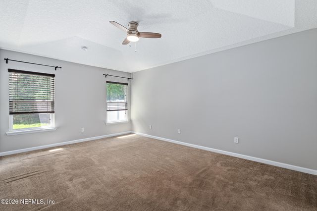 1242 ROYAL DORNOCH Drive, Jacksonville, FL 32221