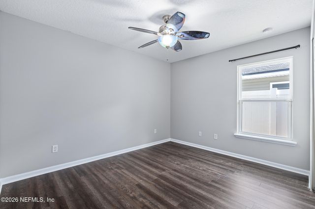1242 ROYAL DORNOCH Drive, Jacksonville, FL 32221
