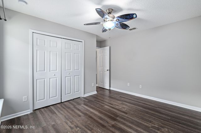 1242 ROYAL DORNOCH Drive, Jacksonville, FL 32221