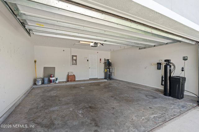 1242 ROYAL DORNOCH Drive, Jacksonville, FL 32221