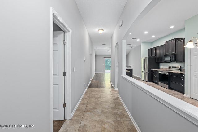 1242 ROYAL DORNOCH Drive, Jacksonville, FL 32221