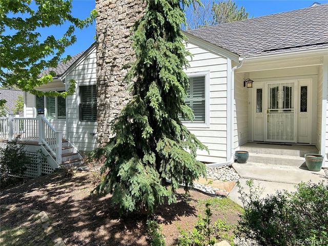 4530 S Verbena Street 319, Denver, CO 80237