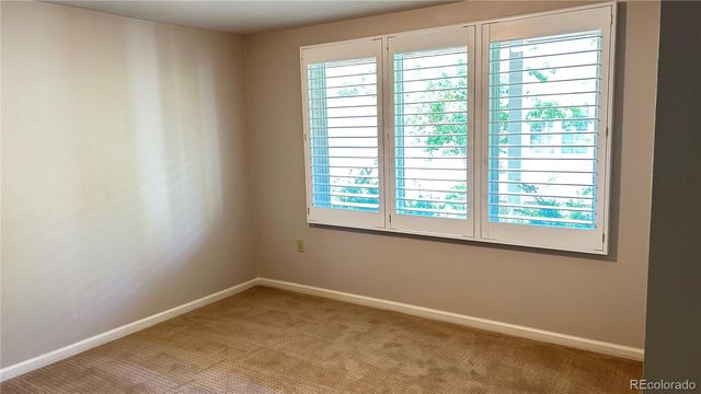 4530 S Verbena Street 319, Denver, CO 80237
