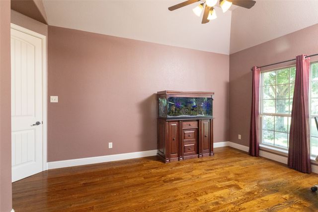 11082 Sarah Lane, Fort Worth, TX 76179