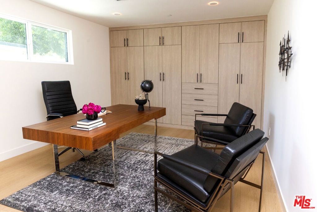 Image 18 of property listing at 14934 Martha Street, Sherman Oaks, CA 91411