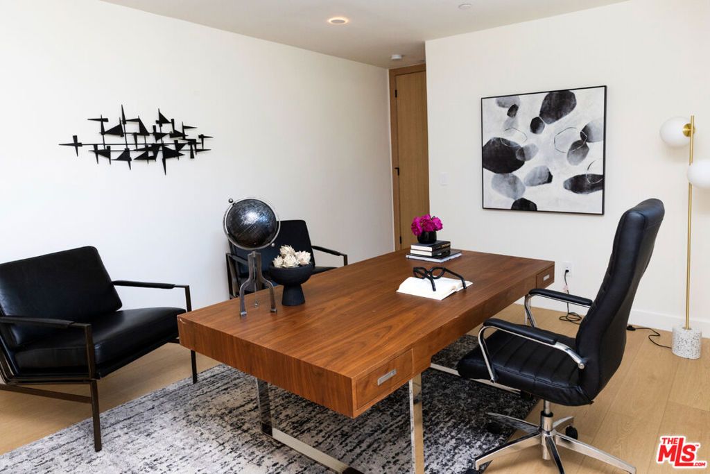 Image 19 of property listing at 14934 Martha Street, Sherman Oaks, CA 91411