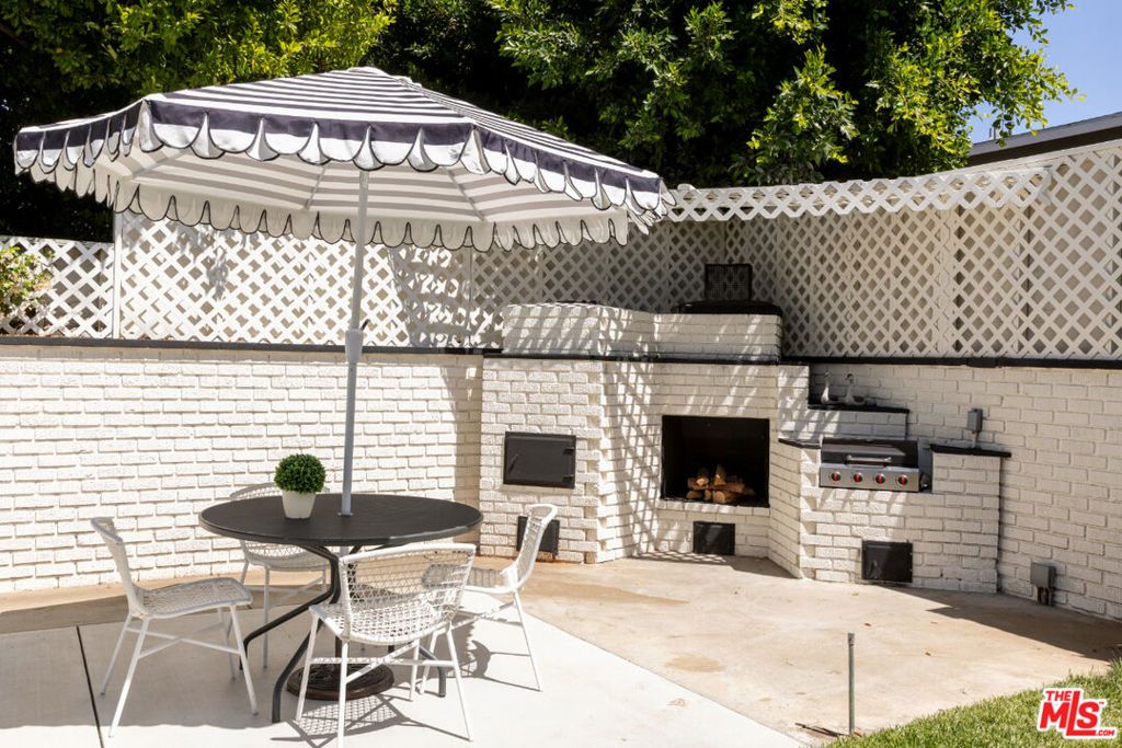 Image 36 of property listing at 14934 Martha Street, Sherman Oaks, CA 91411