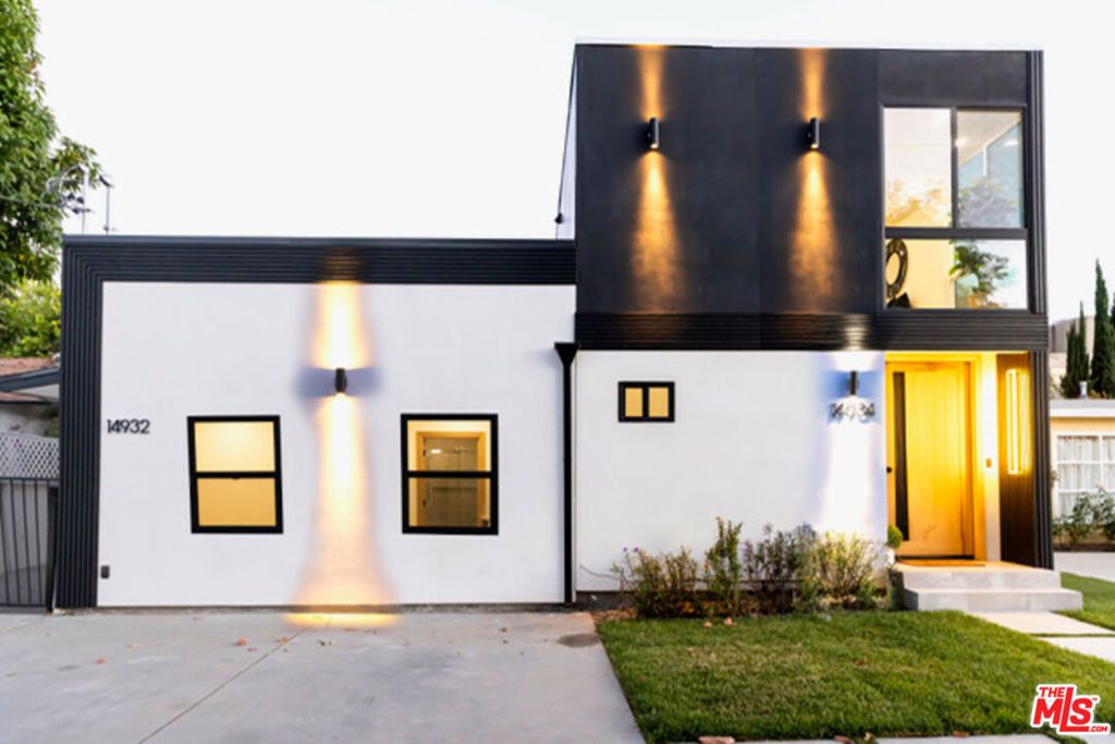 Image 43 of property listing at 14934 Martha Street, Sherman Oaks, CA 91411