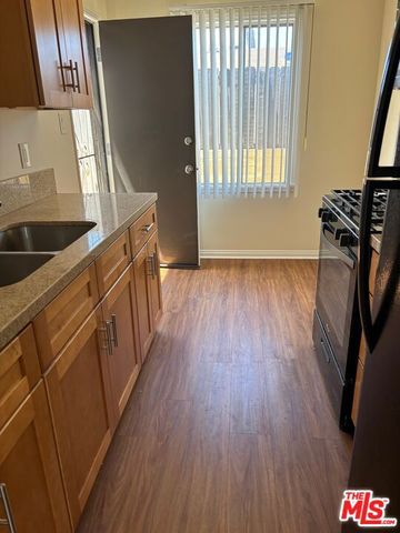 12036 Magnolia Boulevard, Valley Village, CA 91607