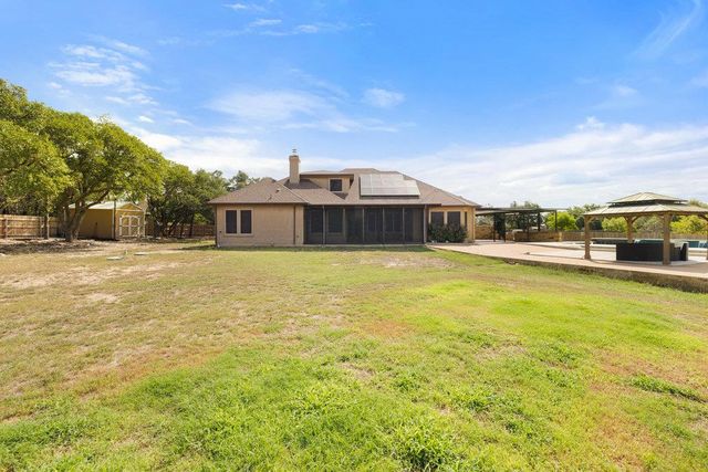 321 Sarahs LN, Liberty Hill, TX 78642