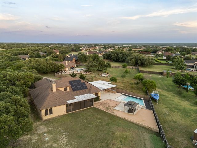 321 Sarahs LN, Liberty Hill, TX 78642