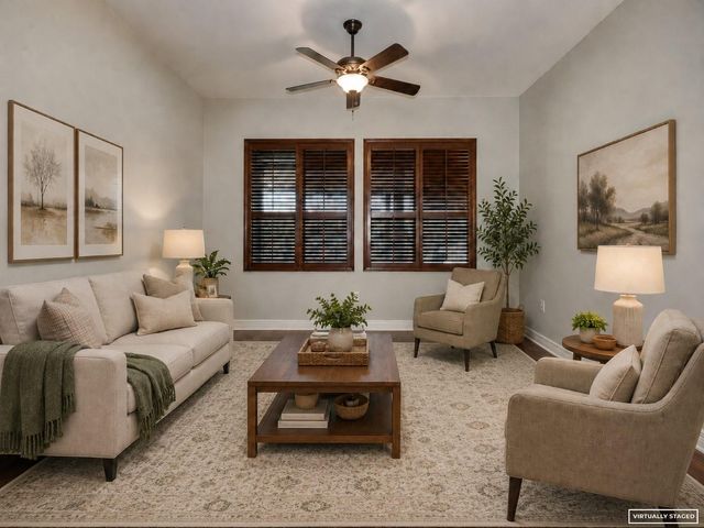 321 Sarahs LN, Liberty Hill, TX 78642
