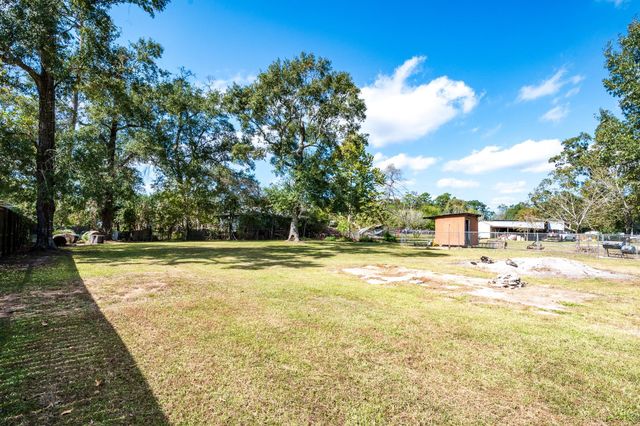 11620 Fostoria Road, Cleveland, TX 77328