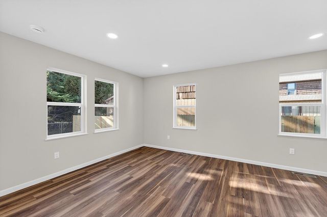 1619 Derby AVENUE, Mount Pleasant, WI 53403