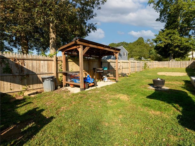 57 Twin Lakes Avenue, Coventry, RI 02816