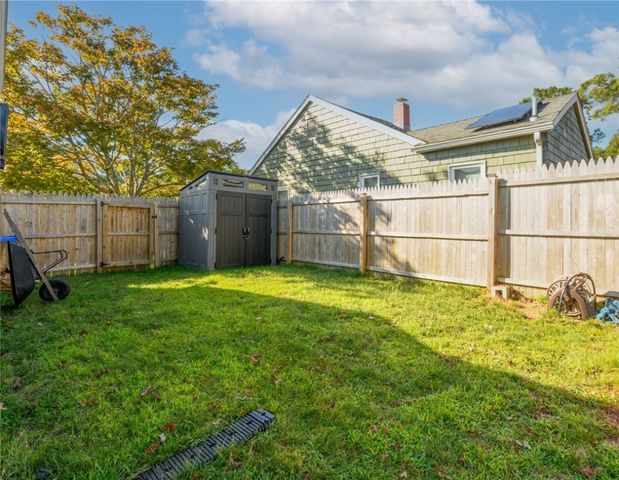 57 Twin Lakes Avenue, Coventry, RI 02816