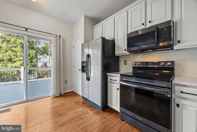 8812 FENIMORE PL, Bristow, VA 20136