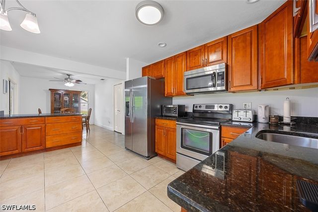 441 3rd ST SW, Naples, FL 34117