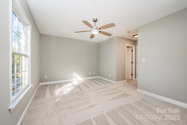 7047 Quail Hill Road, Charlotte, NC 28210