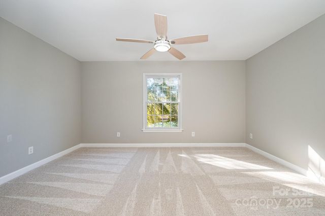 7047 Quail Hill Road, Charlotte, NC 28210