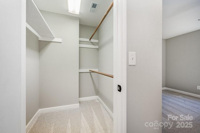 7047 Quail Hill Road, Charlotte, NC 28210