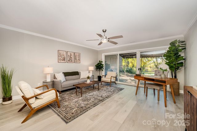 7047 Quail Hill Road, Charlotte, NC 28210