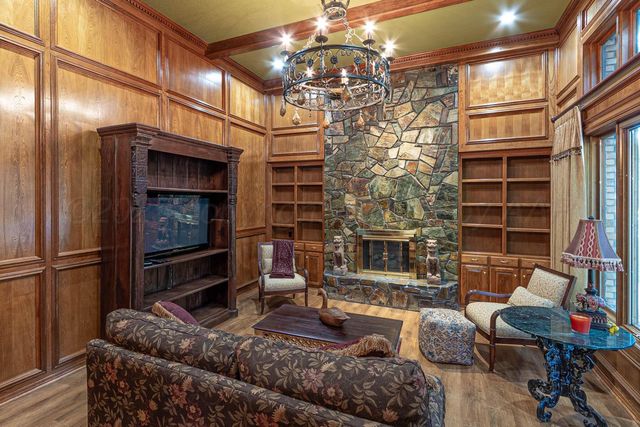 7724 BAUGHMAN Drive, Amarillo, TX 79121