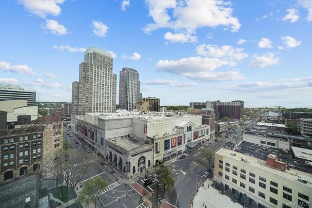 1 Renaissance Square 24F, White Plains, NY 10601